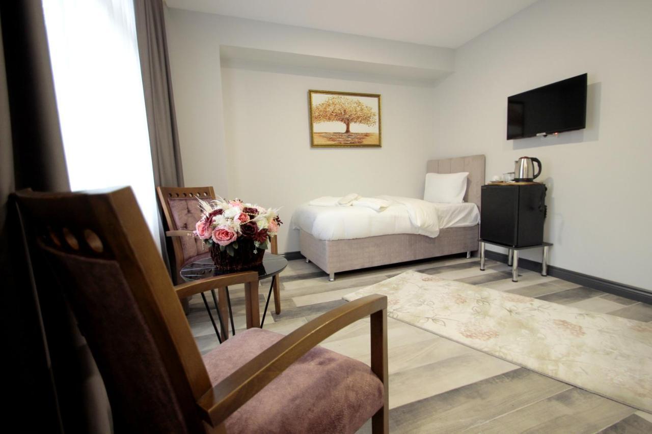 Guler Palas Hotel Istanbul Exterior photo